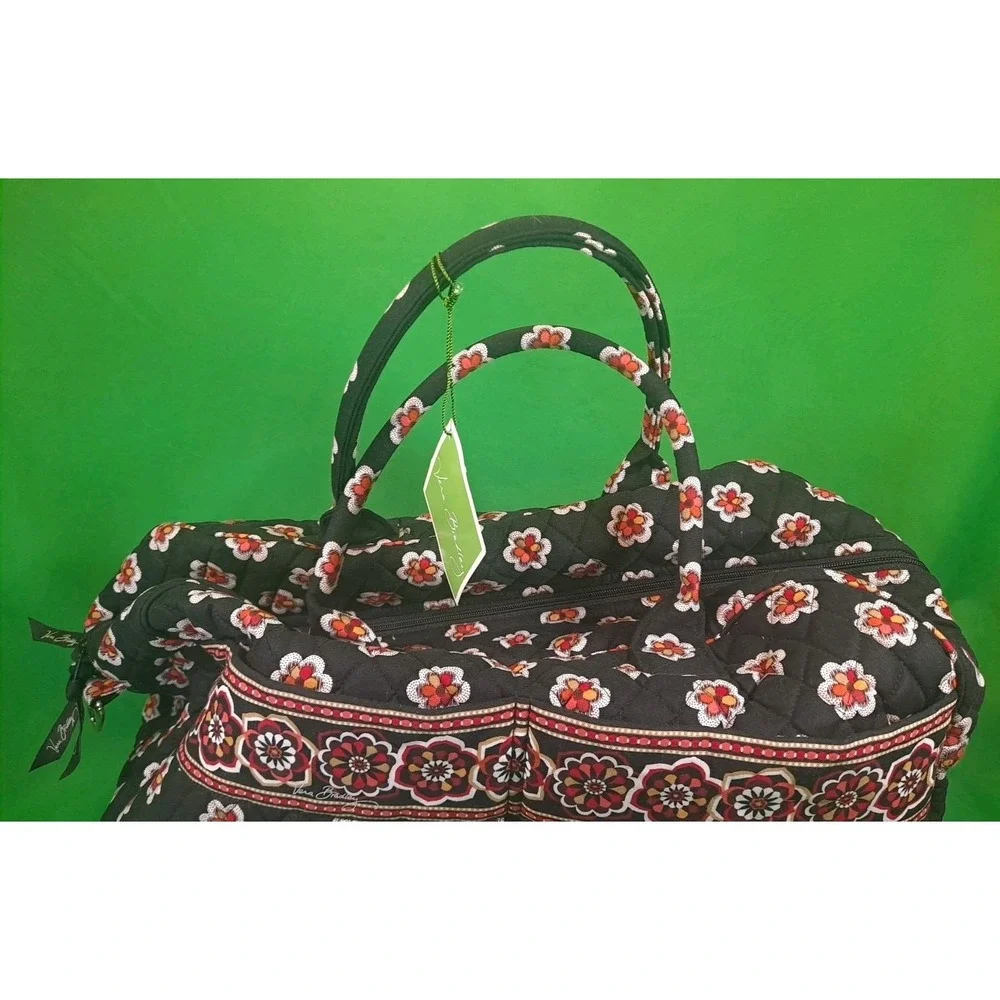 NWT Vera Bradley Vintage Retired Black Pirouette Travel Weekend Diaper Bag Quilt - Picture 2 of 15